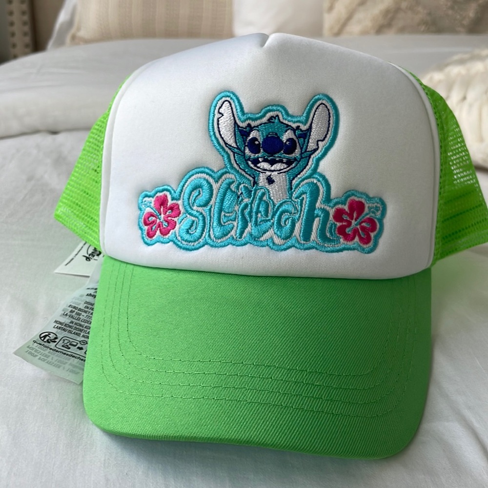 Disney parks stitch green and white trucker hat